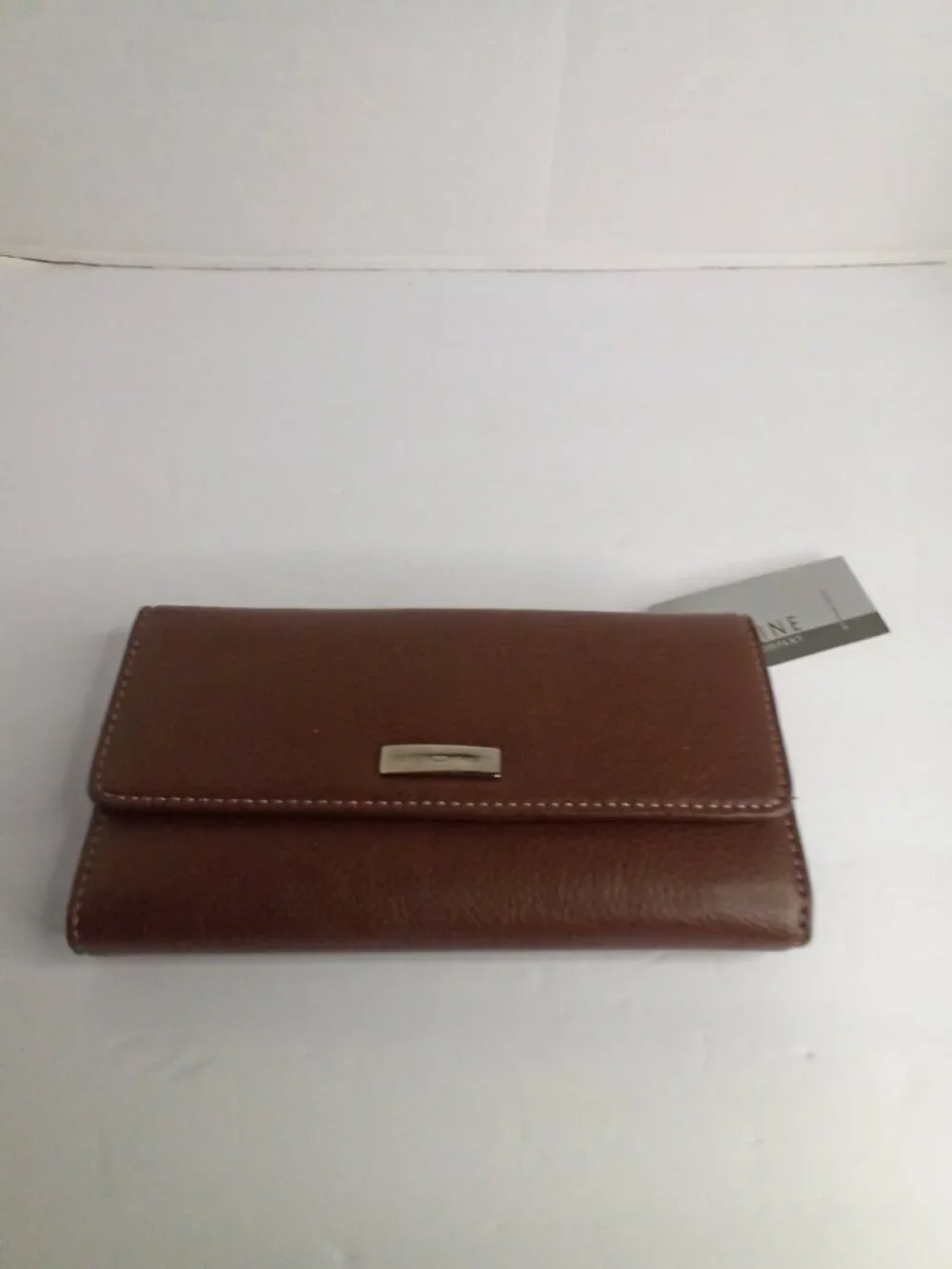 Nine & Company Wallet Tri-Fold Checkbook Pen Holder Leather Brown